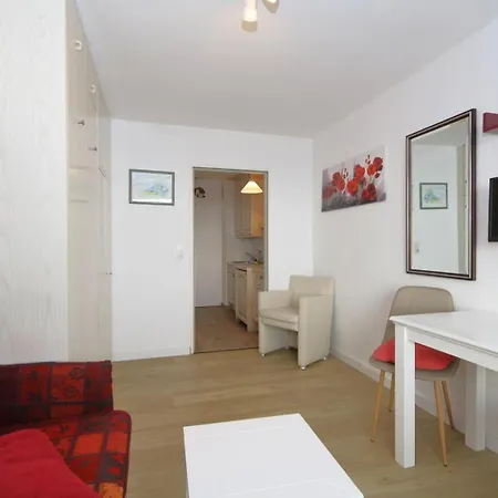 Haus-metropol-254-ob 公寓