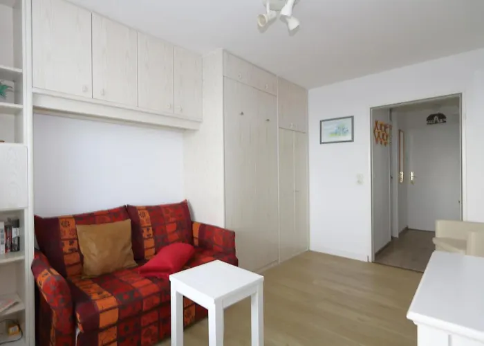 Haus-metropol-254-ob Apartamento